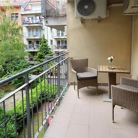 Orangehomes Garden View Friendly With Free Parking * 부다페스트