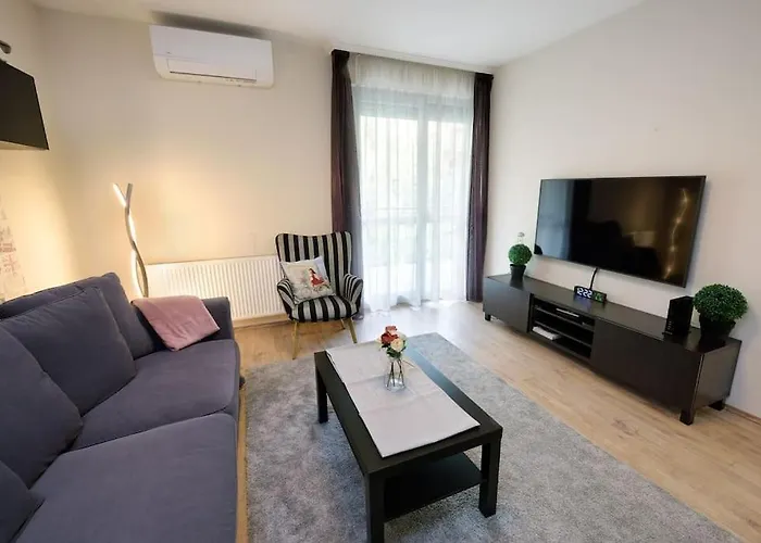 Orangehomes Garden View Friendly With Free Parking 公寓 *